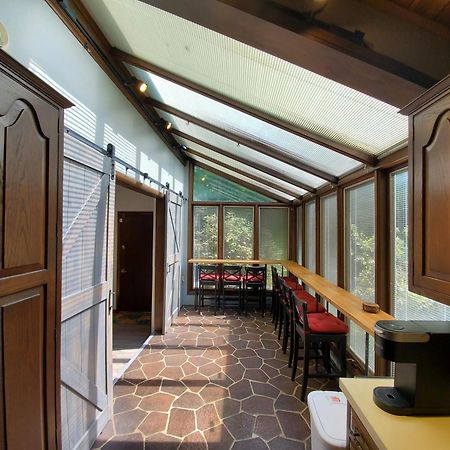 Walk To Pool & Beach - Spacious Gateway, Hot Tub, Game Room Pocono Country Place Eksteriør billede