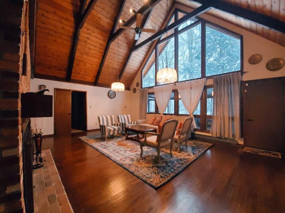 Walk To Pool & Beach - Spacious Gateway, Hot Tub, Game Room Pocono Country Place Eksteriør billede