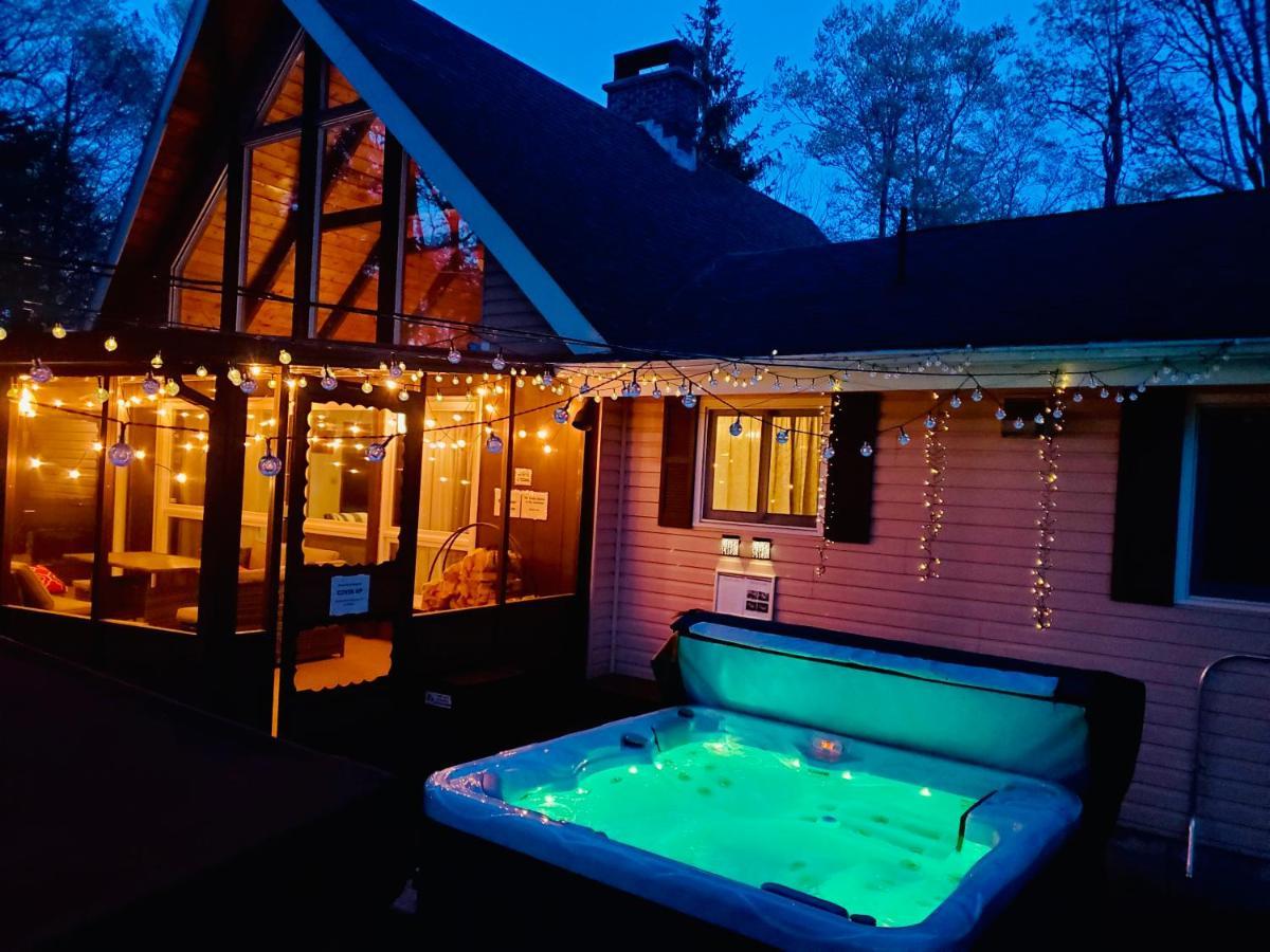 Walk To Pool & Beach - Spacious Gateway, Hot Tub, Game Room Pocono Country Place Eksteriør billede