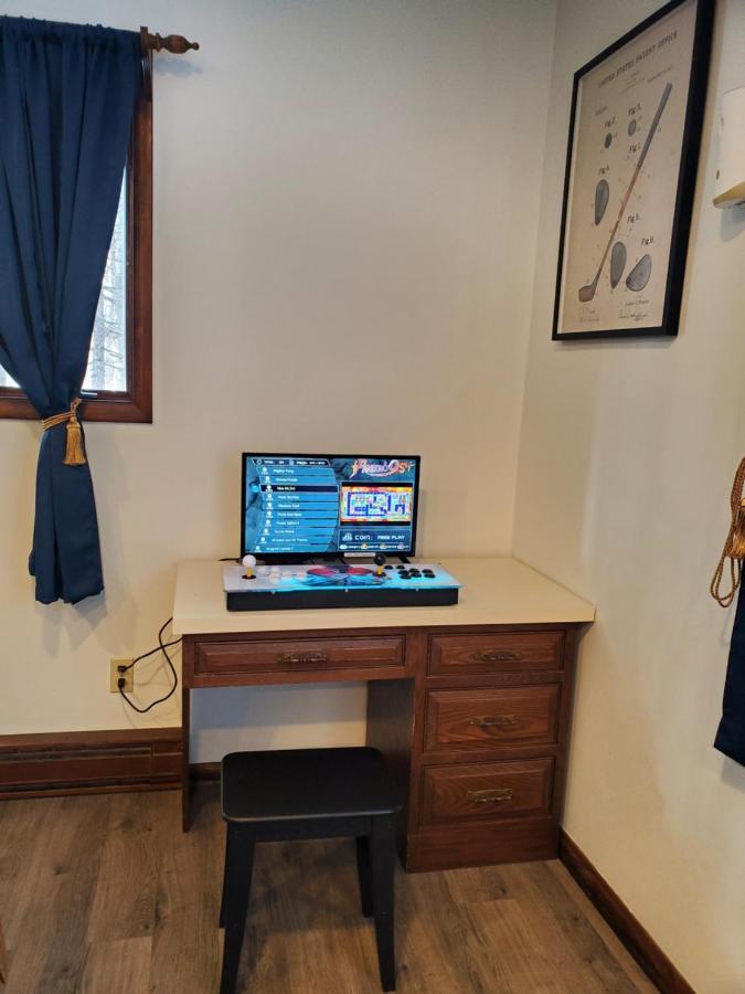 Walk To Pool & Beach - Spacious Gateway, Hot Tub, Game Room Pocono Country Place Eksteriør billede